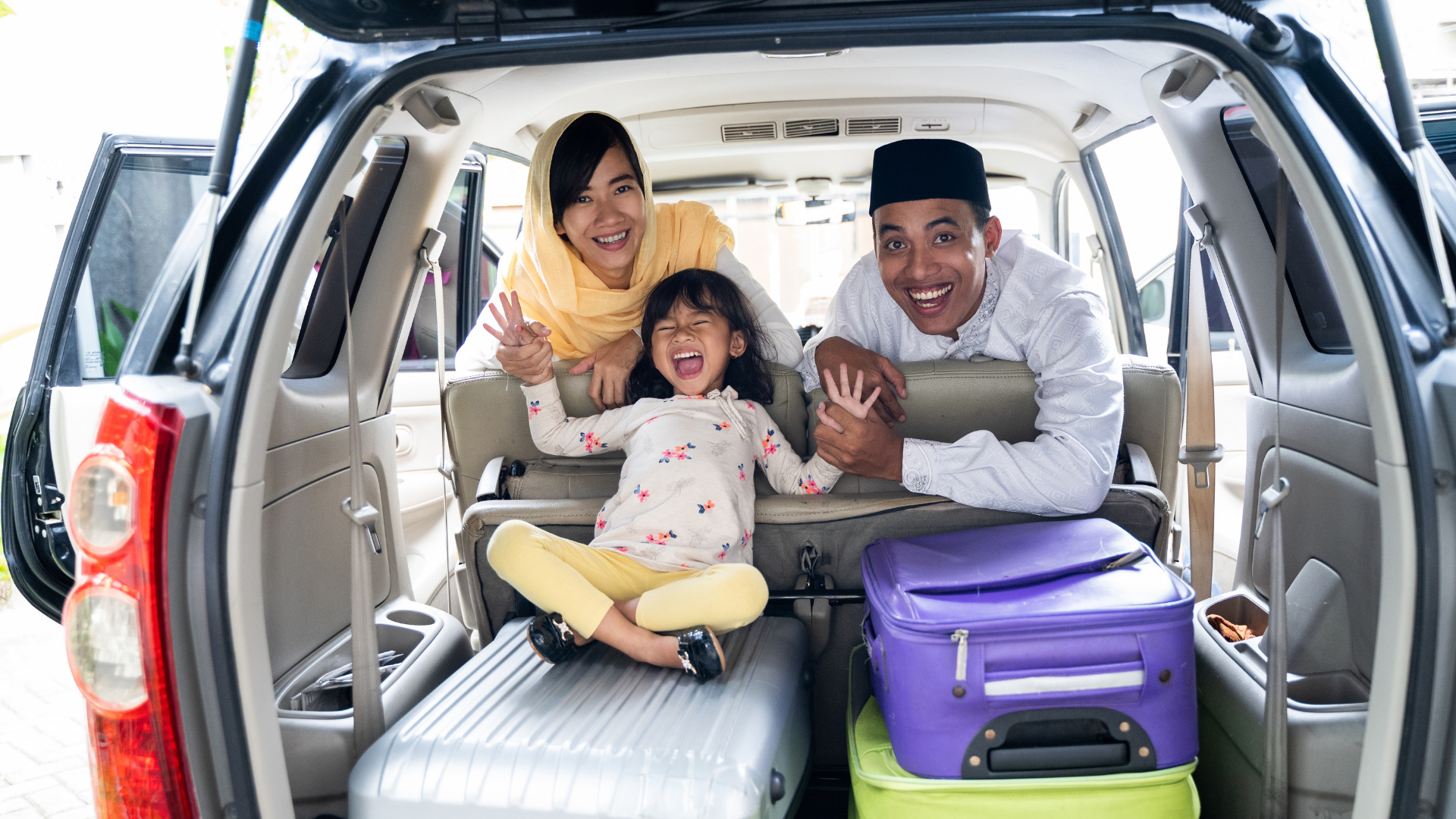 travelling-as-a-family